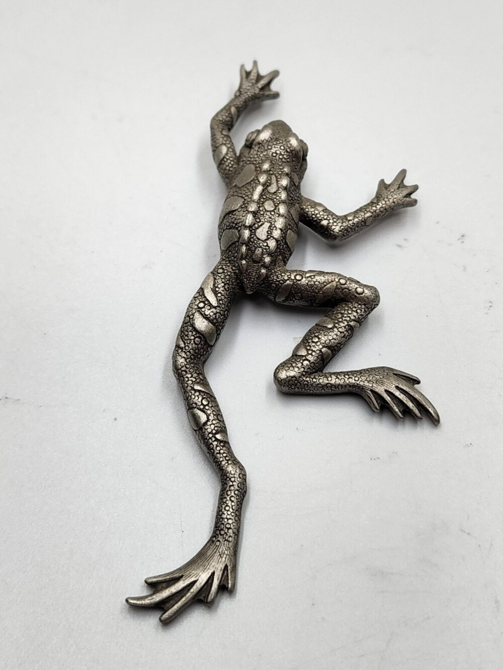 Vintage JJ Jonette Climbing Frog Brooch 4" Pin